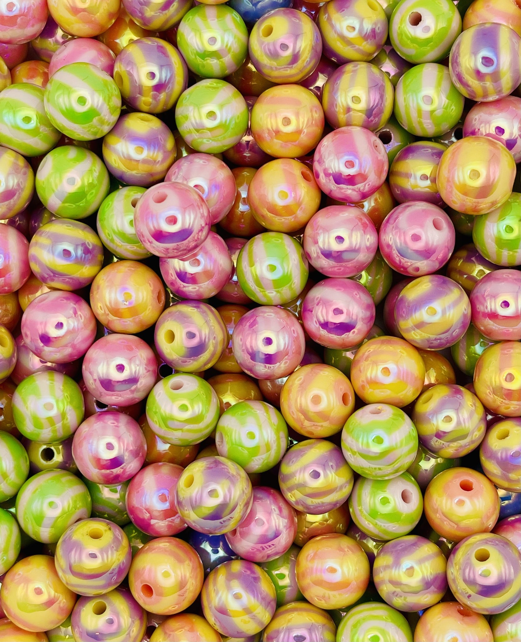 Bubble Gum Swirl Beads