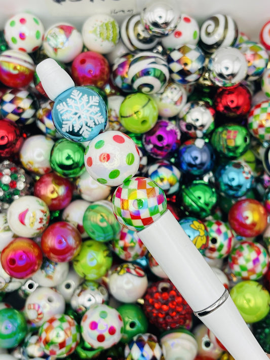 Christmas Celebration Bead Mix: Festive Polka Dots, Holiday Patterns & Santa Charms