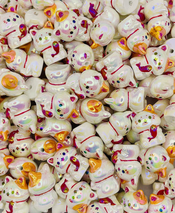 Lucky Cat Beads – Iridescent Maneki-Neko Beads!