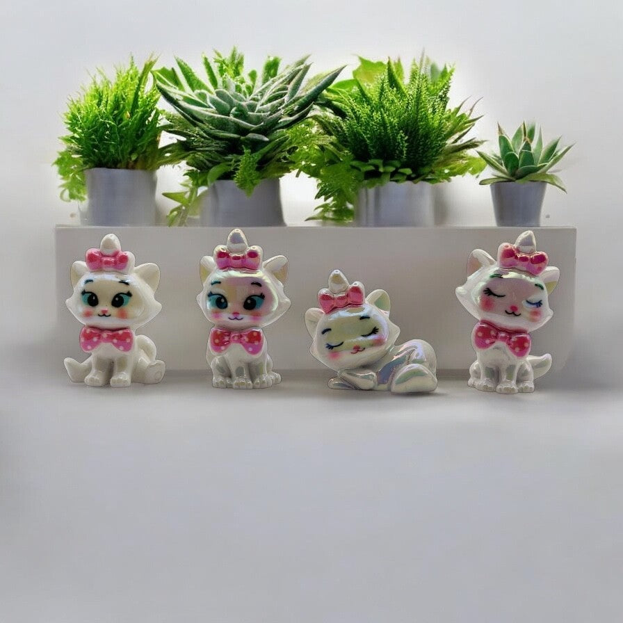 Pearlescent Kitty Beads – Adorable Cat Charms with Pink Bows 🐱✨
