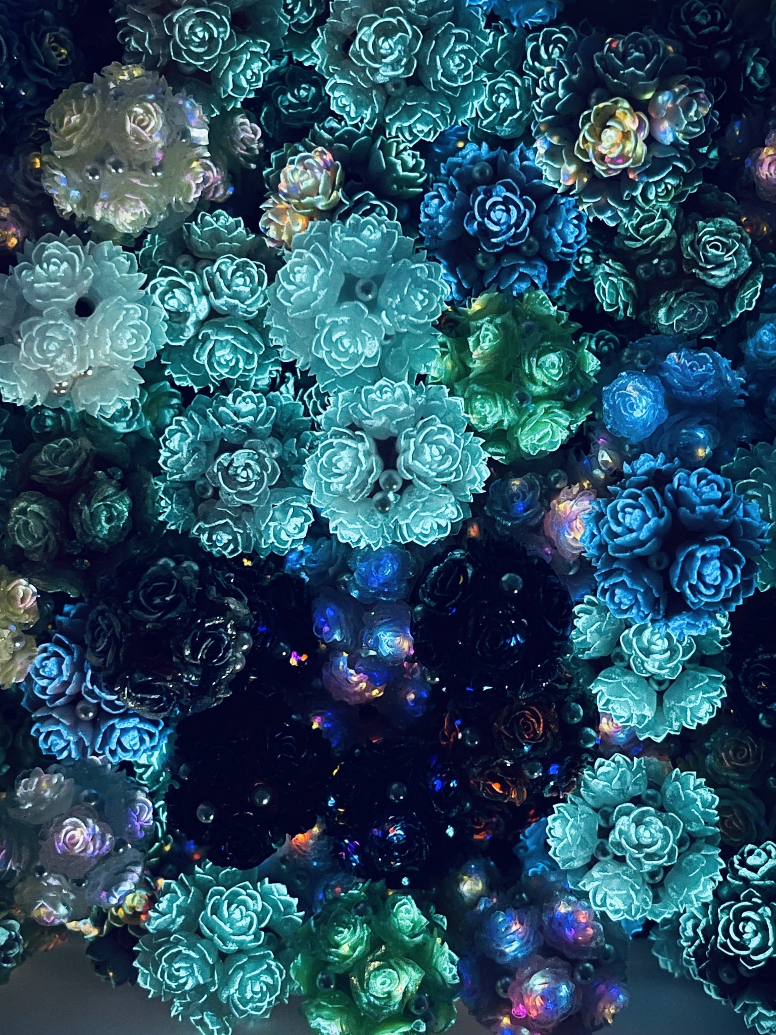 Midnight Glow Rose Cluster Beads