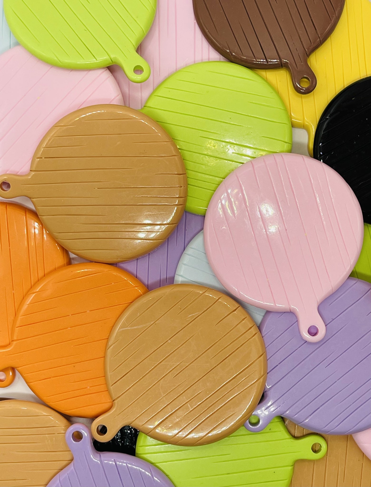 Macaron Colored Pizza Tray Shaped