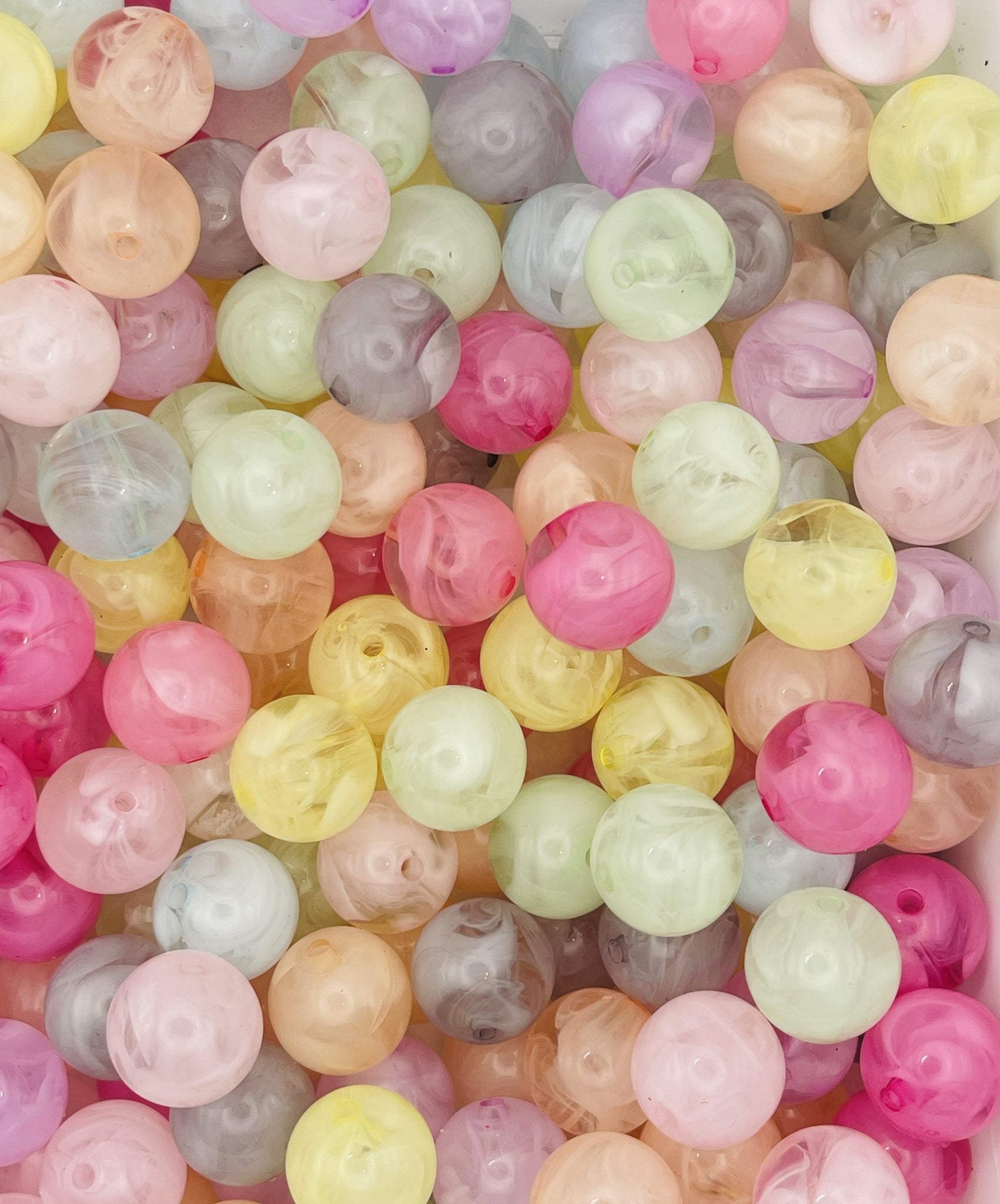 Cloudy Pastel Bead Mix