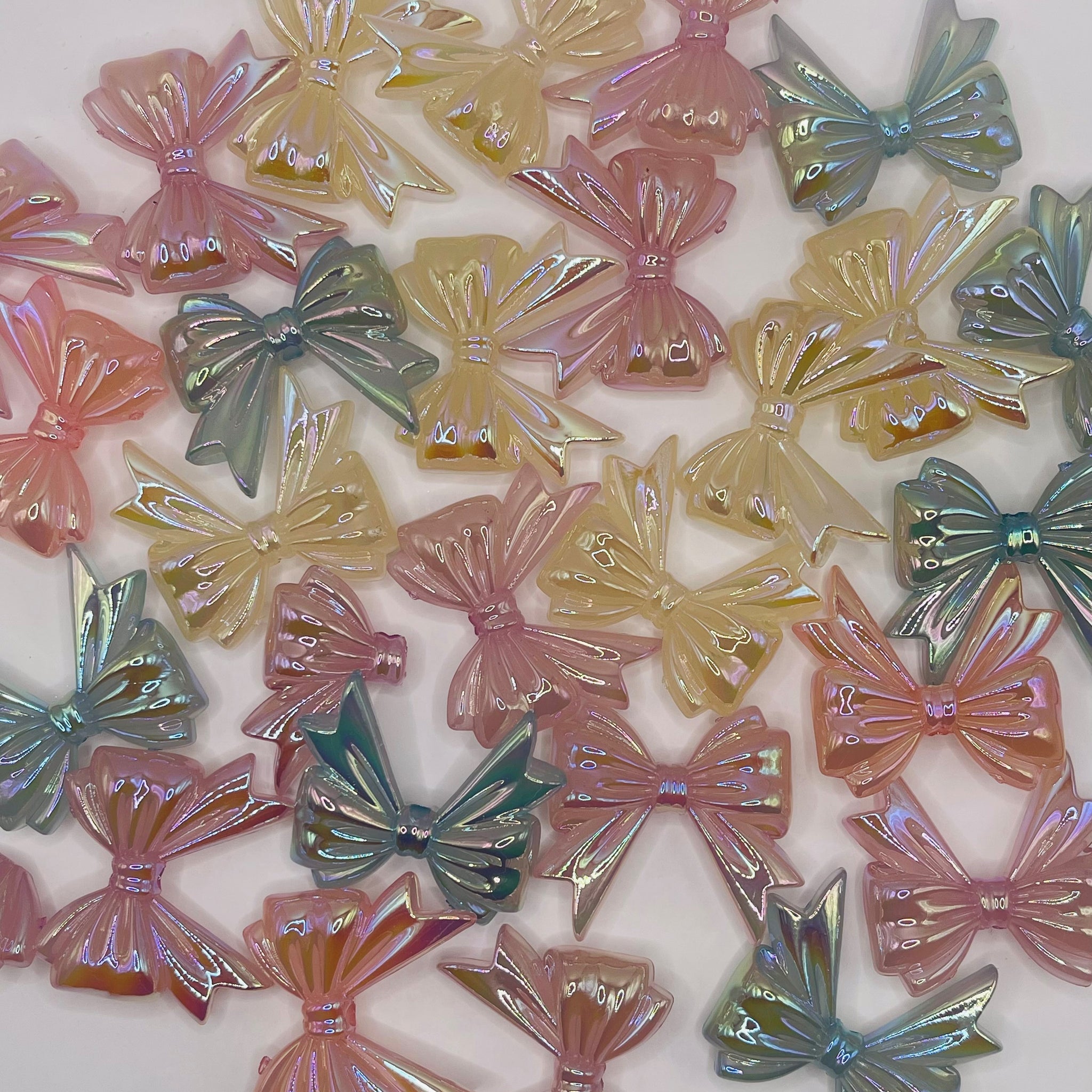 Luminous Fine Glitter Ribbon Bow Beads.